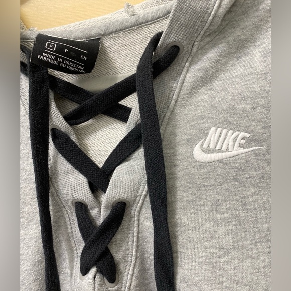 ❤️🤩Nike Athletic Grey Washed Tie Front Hoodie Oversized Sweater w Nike Logo - Picture 2 of 7